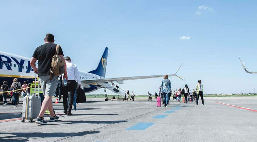 Read more about the article Rund 2 Millionen: Passagierzahl am Flughafen BER weiterhin stabil